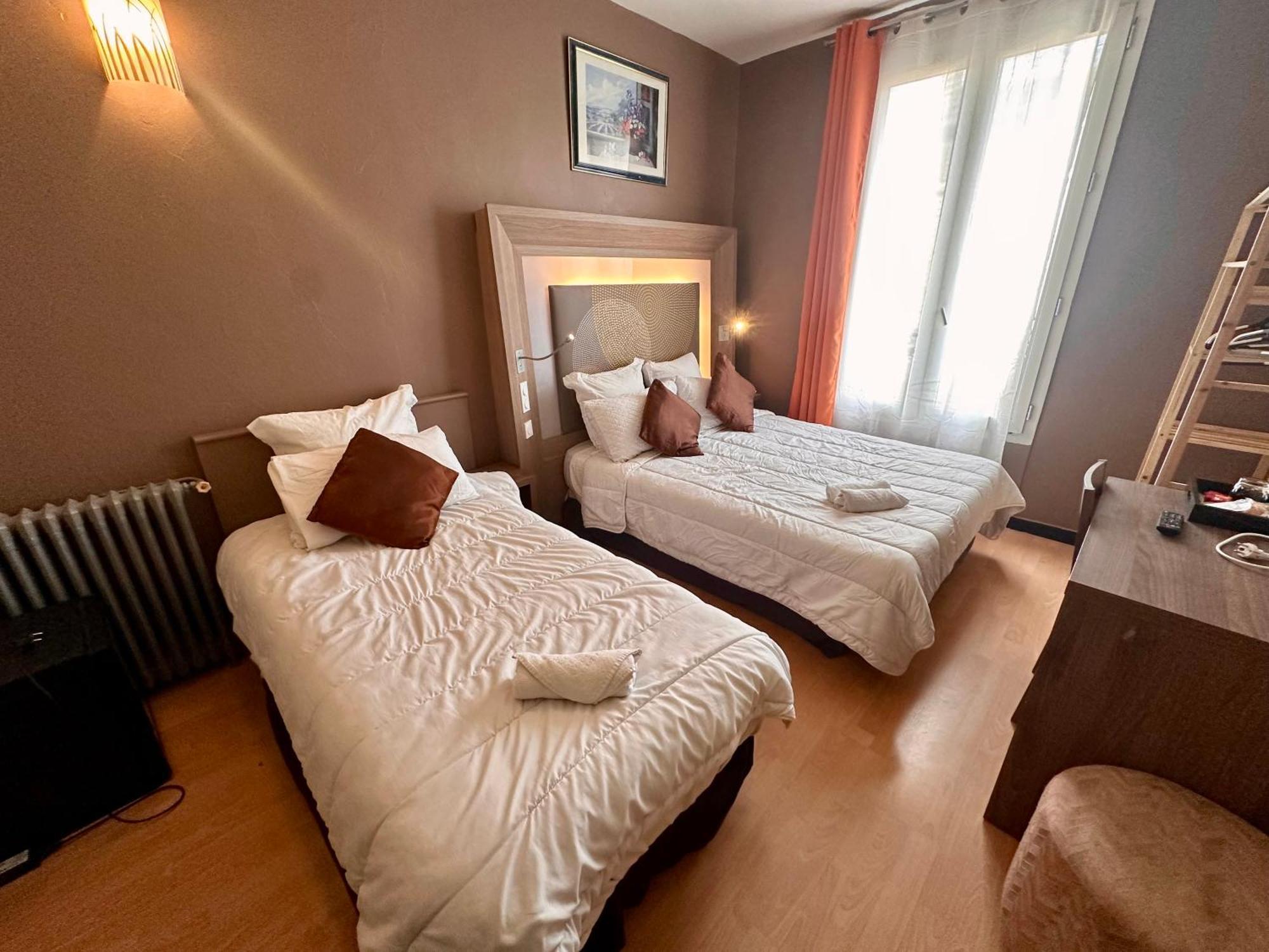 Hotel Victor Hugo Clamart Kültér fotó