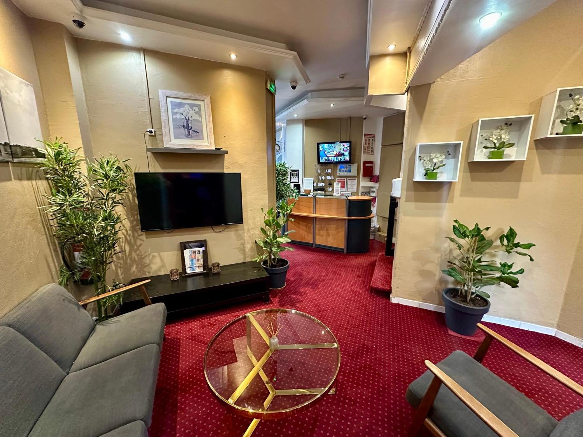 Hotel Victor Hugo Clamart Kültér fotó